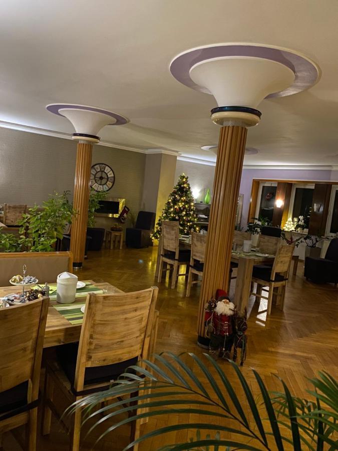 Hotel Sonnenhof Sindelfingen Buitenkant foto