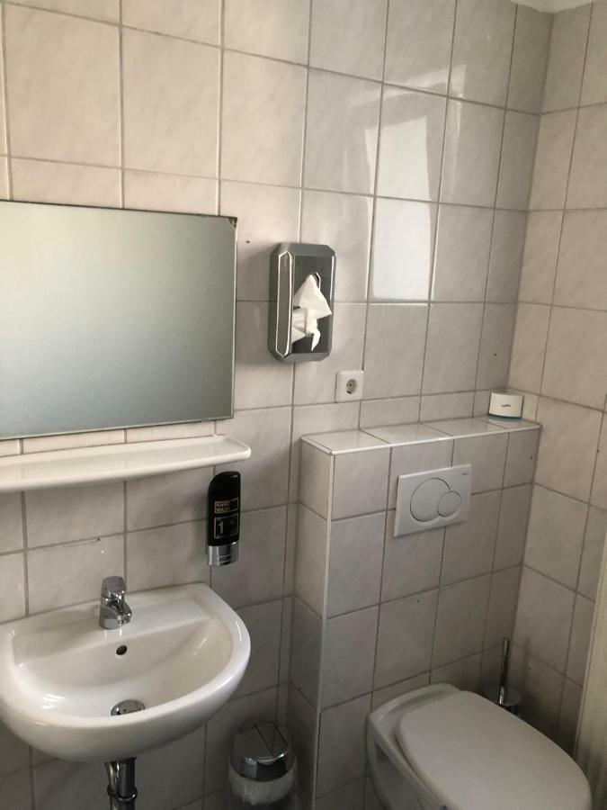 Hotel Sonnenhof Sindelfingen Buitenkant foto